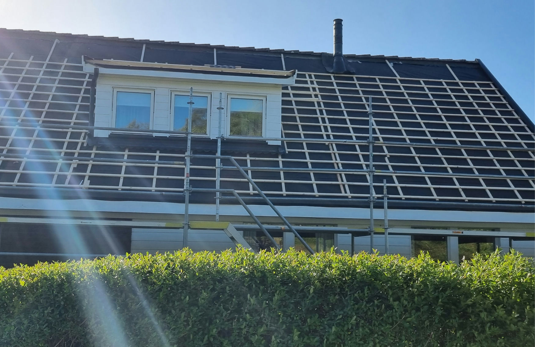 Takbyte & fönsterbyte på Tjörn